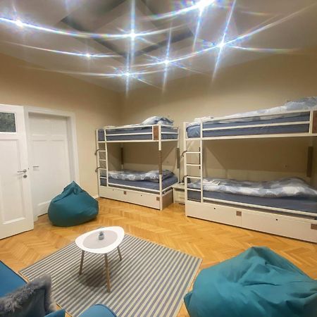 Fg Boutique Hostel Сараево Экстерьер фото